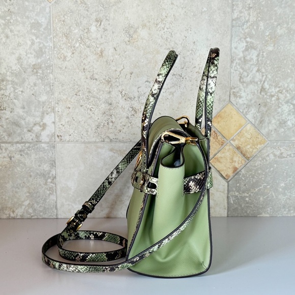 Michael Kors Carmen Medium Flap Satchel Shoulder Bag Light Sage Multi - Picture 5 of 12